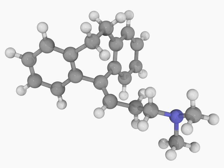 combinatie amitriptyline, andere geneesmiddelen, interageren amitriptyline, wordt gebruikt, 2000 geneesmiddelen