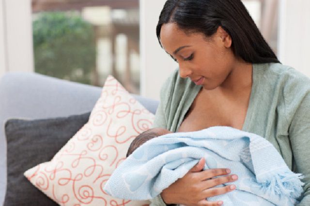 borstvoeding geven, borstvoeding geeft, tijdens borstvoeding, haar migraine