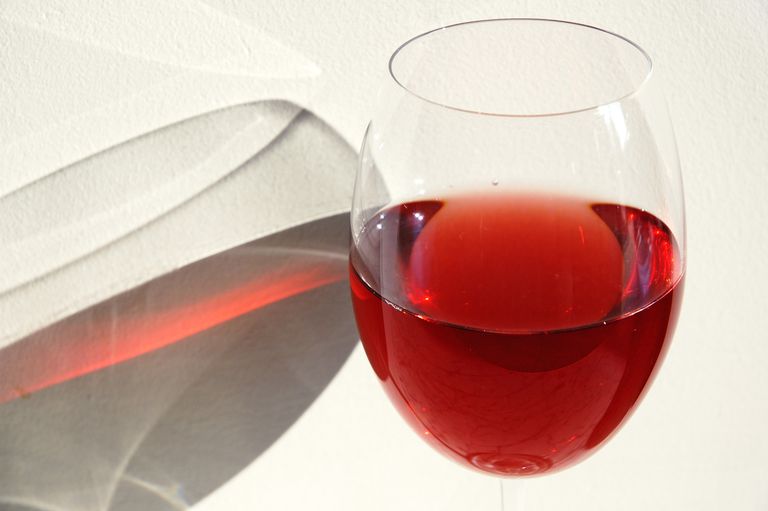 hart- vaatziekten, rode wijn, Stilbenen zijn, wijn drinken, wordt aangetroffen