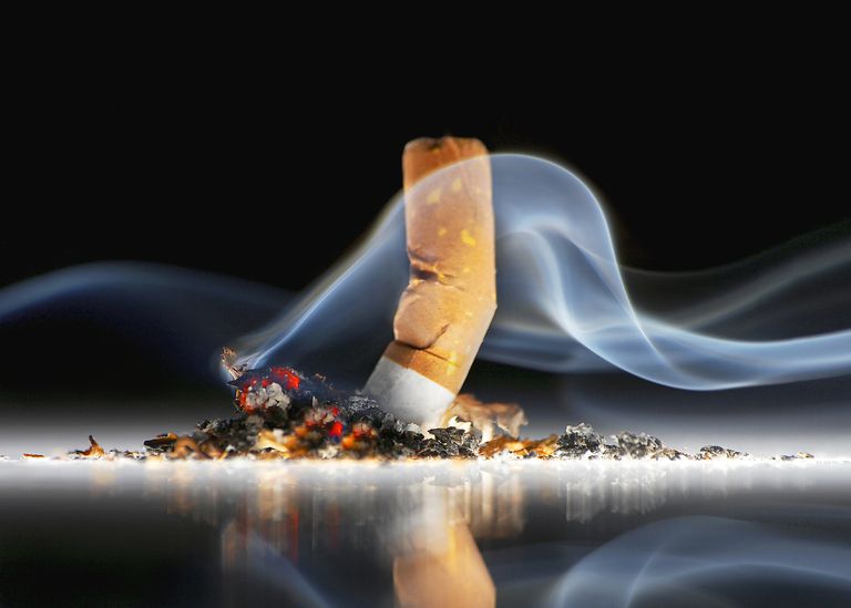 risico dementie, roken tabak, passief roken, verhoogd risico, ziekte Alzheimer